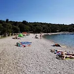 Stinjan Kascuni *