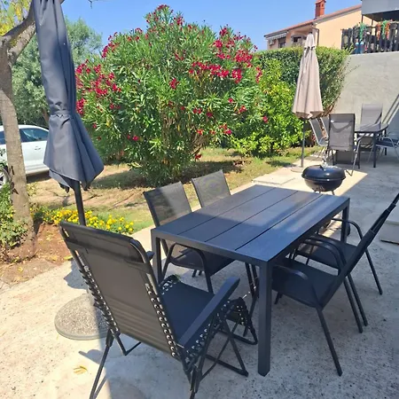 Apartment Stinjan Kascuni Pula