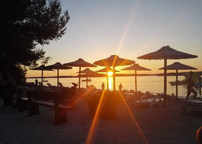 Stinjan Kascuni Apartamento *