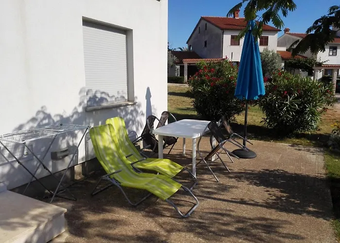 Stinjan Kascuni Apartamento *