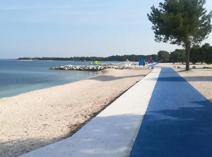 Apartment Stinjan Kascuni